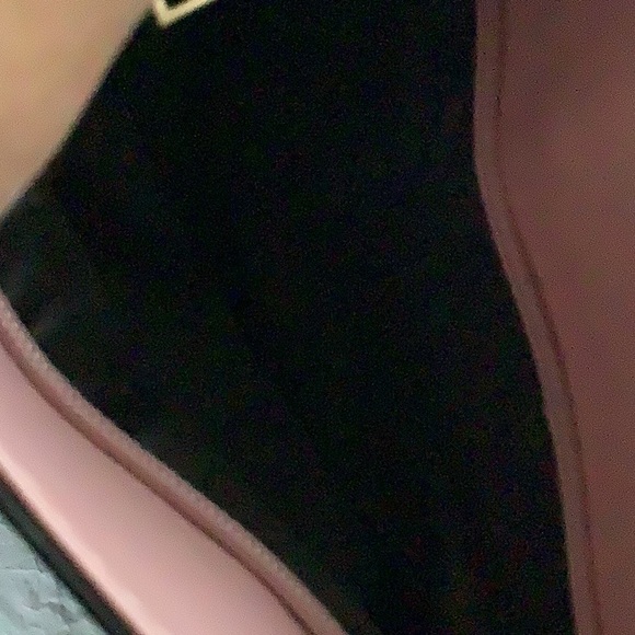 Cosmetic bag faux leather NWOT - Picture 3 of 3